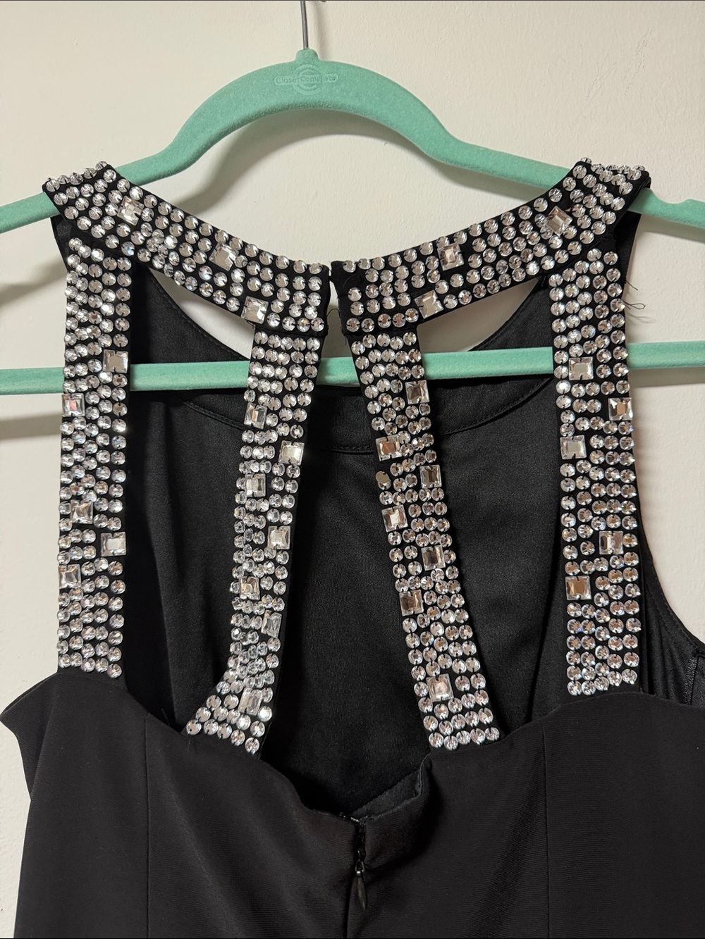 Black Embellished Jewel-Strap Evening Dress Alex evenings